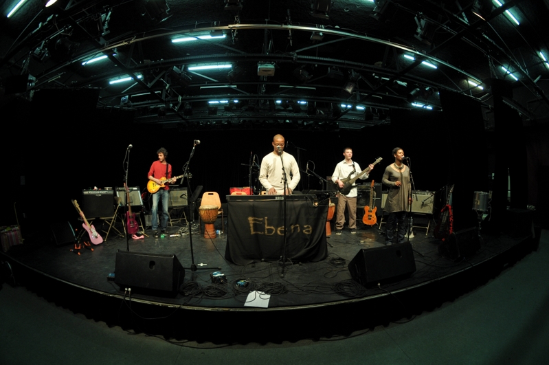 Evry Daily Photo - Concert Ebena a Grigny 078.jpg